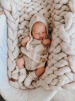 Handmade Baby Alpaca Newborn Romper – Light Brown Photo Prop - Image 2
