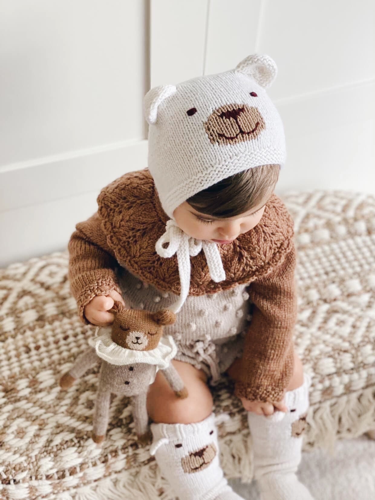 il_fullxfull.3760433283_f090 Cream Merino Baby Bear Bonnet and Socks Set - Image 1