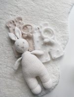 Crochet bunny in white popcorn angora romper with bow on head - Cuddle toy - Image 2