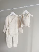 Alpaca Knit Baby Romper and Bonnet Set – Cream Unisex Outfit