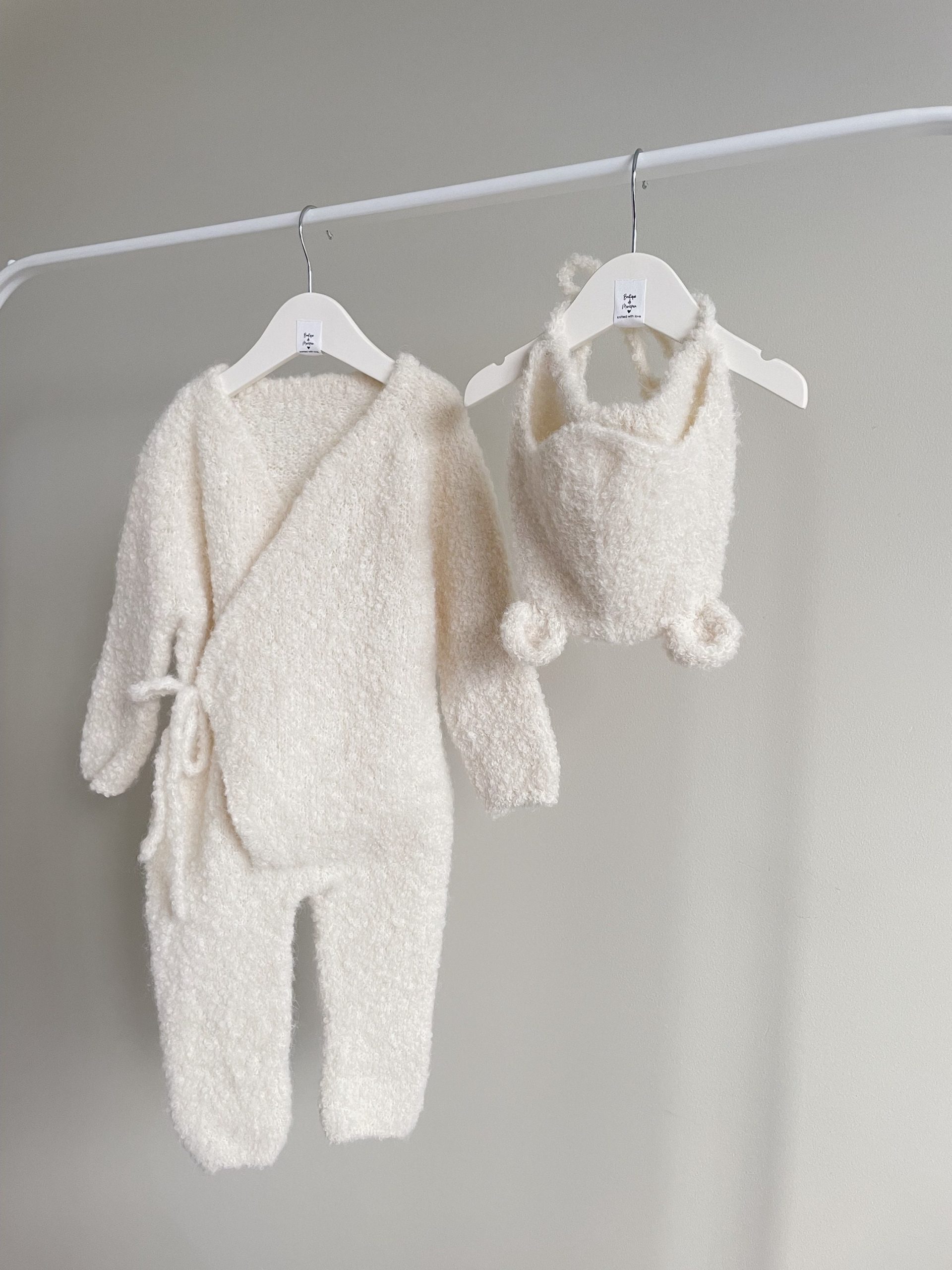 il_fullxfull.4737565815_93hd Alpaca Knit Baby Romper and Bonnet Set – Cream Unisex Outfit - Image 1