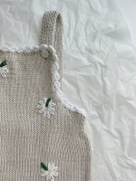 Baby girl romper and bonnet with flowers embroidery - Set of 2 - Photography props - Image 6