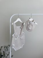 Baby girl romper and bonnet with flowers embroidery - Set of 2 - Photography props - Image 5