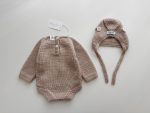 Merino Wool Baby Romper and Bonnet Set: Embroidered Newborn Outfit - Image 9