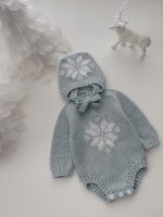 Hand Knit Merino Baby Romper and Bonnet Set – Snowflake Photo Prop - Image 2