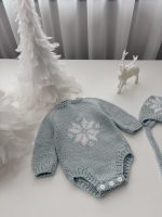 Hand Knit Merino Baby Romper and Bonnet Set – Snowflake Photo Prop - Image 4