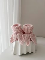Baby booties with angel wings - Photography props - Image 4