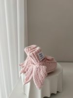 Baby booties with angel wings - Photography props - Image 9