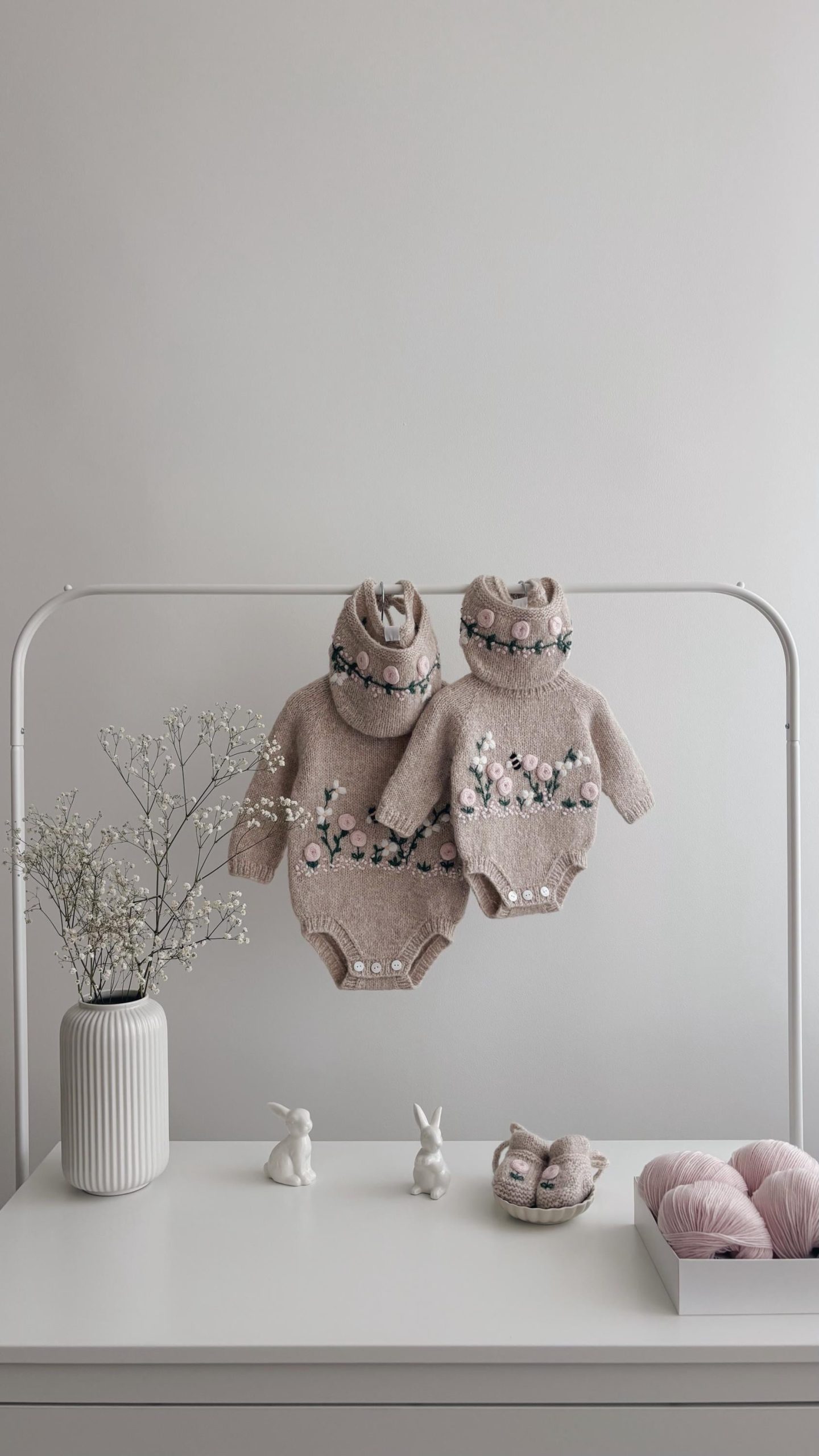 il_fullxfull.6904465867_6cyi Newborn Girl Alpaca Romper Set – Beige Floral Bonnet & Booties - Image 1