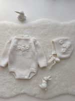 Embroidered Merino Baby Romper and Bonnet Set – Knitted Photo Prop - Image 3