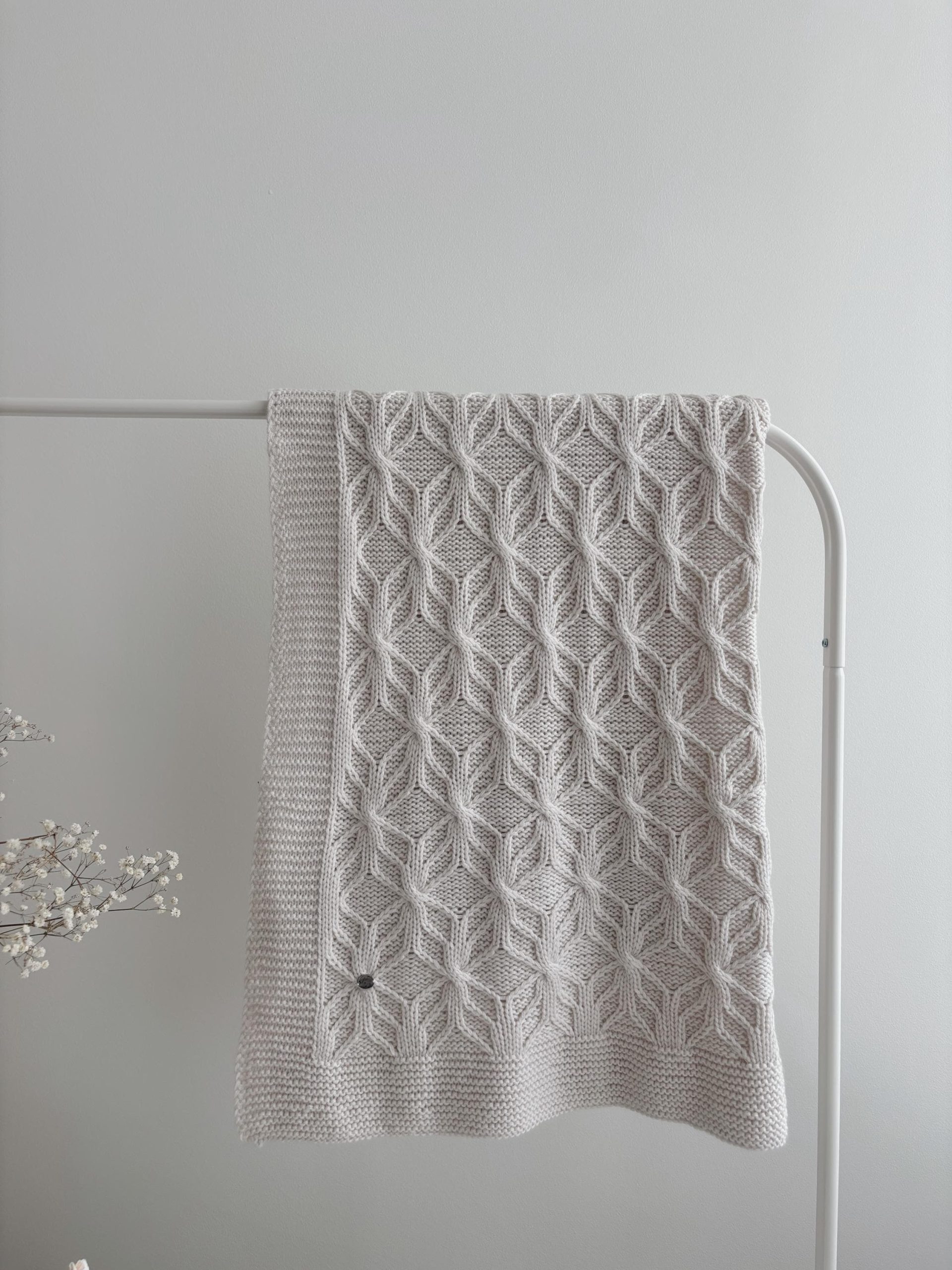 il_fullxfull.7000652210_ban8 Hand Knitted Merino Baby Blanket – Beige, Geometric Design (100x90 cm) - Image 1