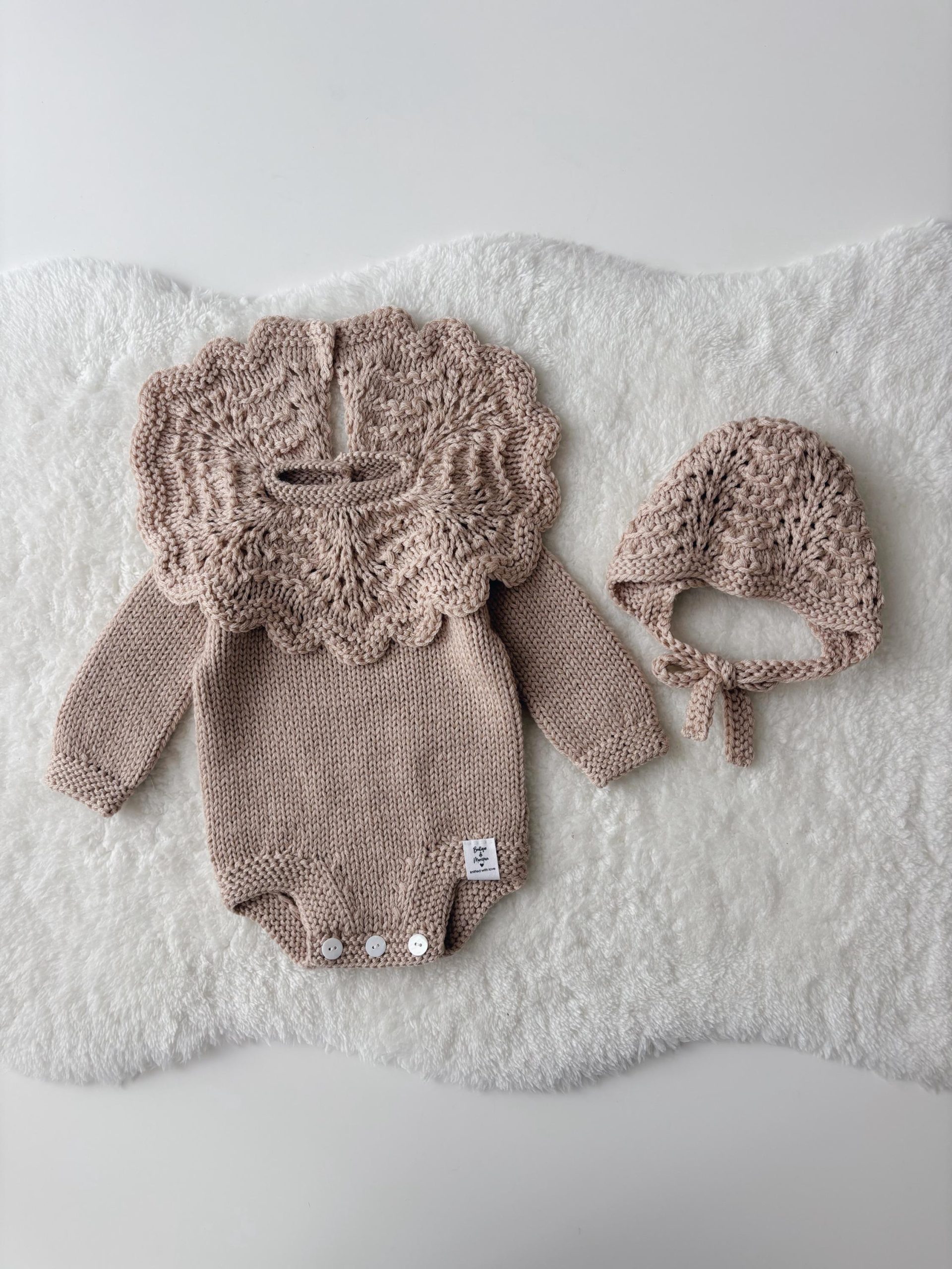 il_fullxfull.7229889006_f7jw Merino Wool Knit Baby Romper and Bonnet Set - Beige Photo Prop - Image 1