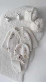 Knit Alpaca Baby Cardigan Romper & Bonnet Set – Cream outfit with bee embroidery - Image 3